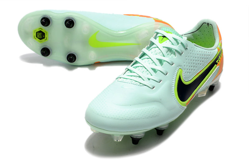 CHUTEIRA NIKE TIEMPO LEGEND 9 ELITE TRAVA MISTA