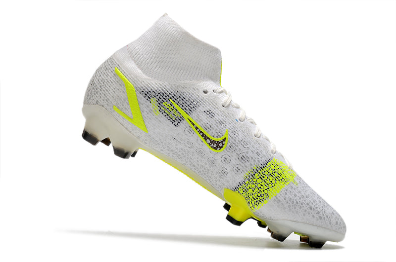 CHUTEIRA NIKE MERCURIAL SUPERFLY 8 ELITE CAMPO