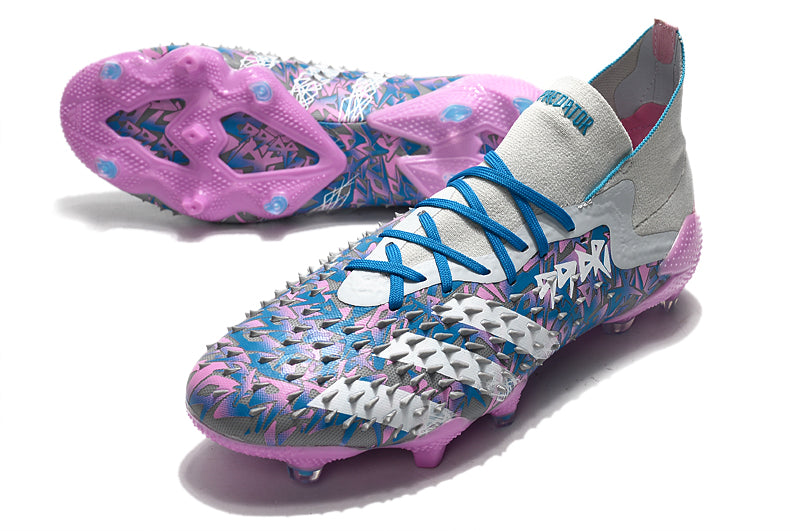 CHUTEIRA ADIDAS PREDATOR FREAK CAMPO