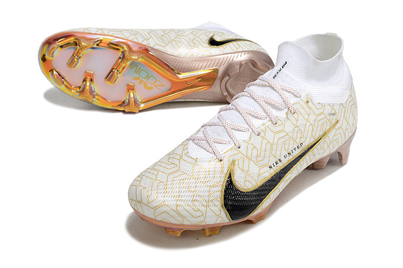 CHUTEIRA NIKE MERCURIAL SUPERFLY 9 ELITE CAMPO