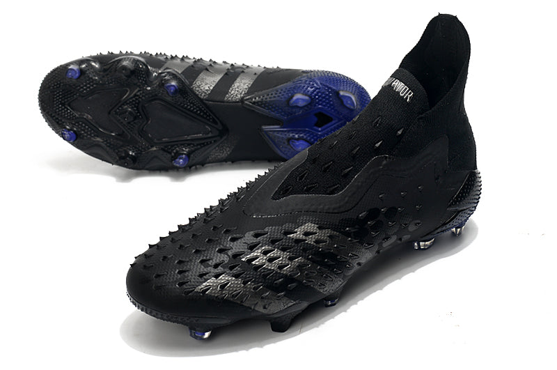 CHUTEIRA ADIDAS PREDATOR FREAK CAMPO