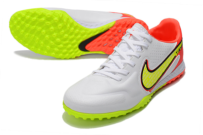 CHUTEIRA NIKE TIEMPO LEGEND 9 SOCIETY