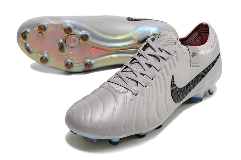 CHUTEIRA NIKE TIEMPO LEGEND 10 ELITE CAMPO