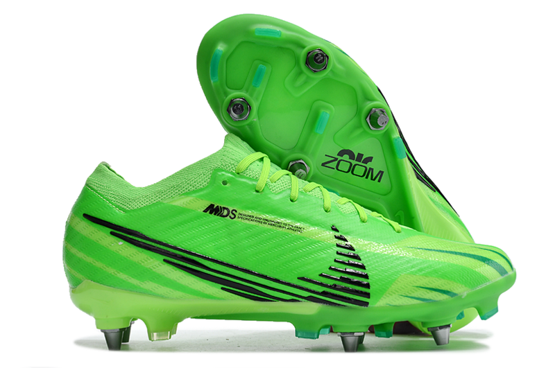 'CHUTEIRA NIKE MERCURIAL VAPOR 15 TRAVA MISTA (removível)