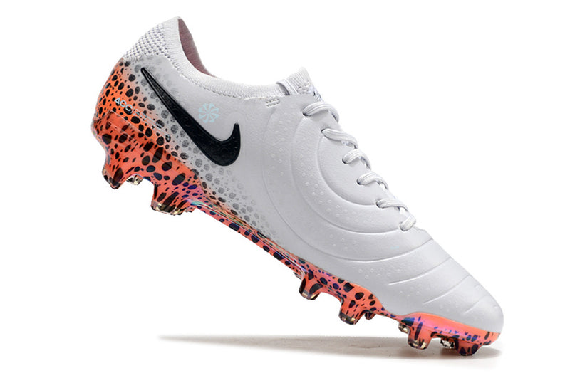 CHUTEIRA NIKE TIEMPO LEGEND 10 ELITE CAMPO