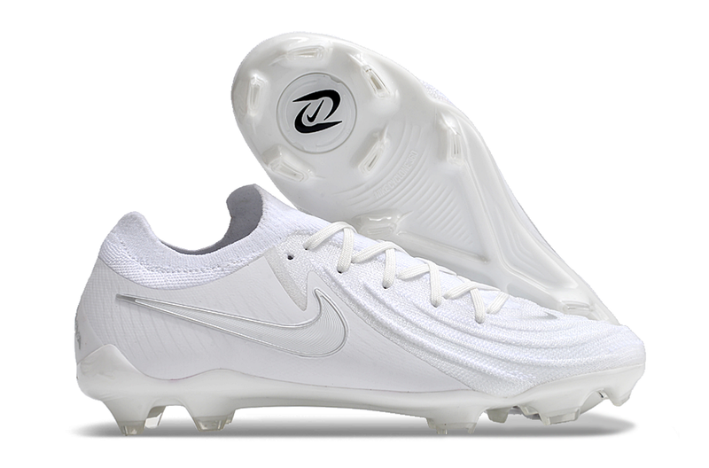 CHUTEIRA NIKE PHANTOM GX2 ELITE CAMPO