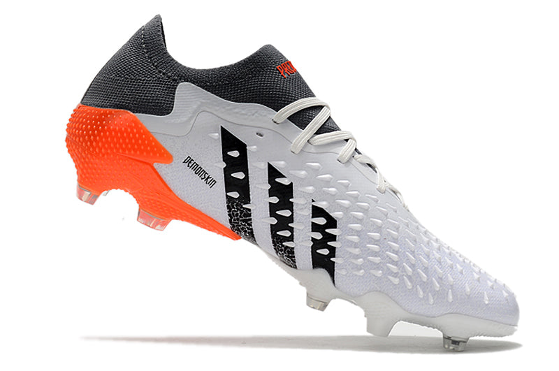 CHUTEIRA ADIDAS PREDATOR FREAK CAMPO