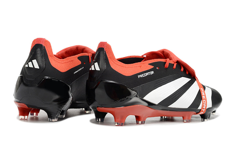 CHUTEIRA ADIDAS PREDATOR 30 CAMPO