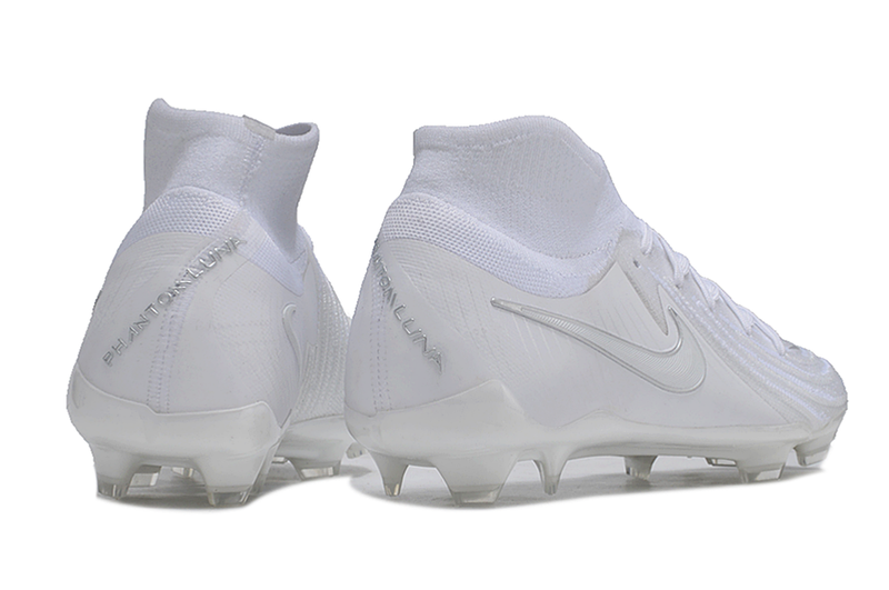 CHUTEIRA NIKE PHANTOM LUNA ELITE CAMPO