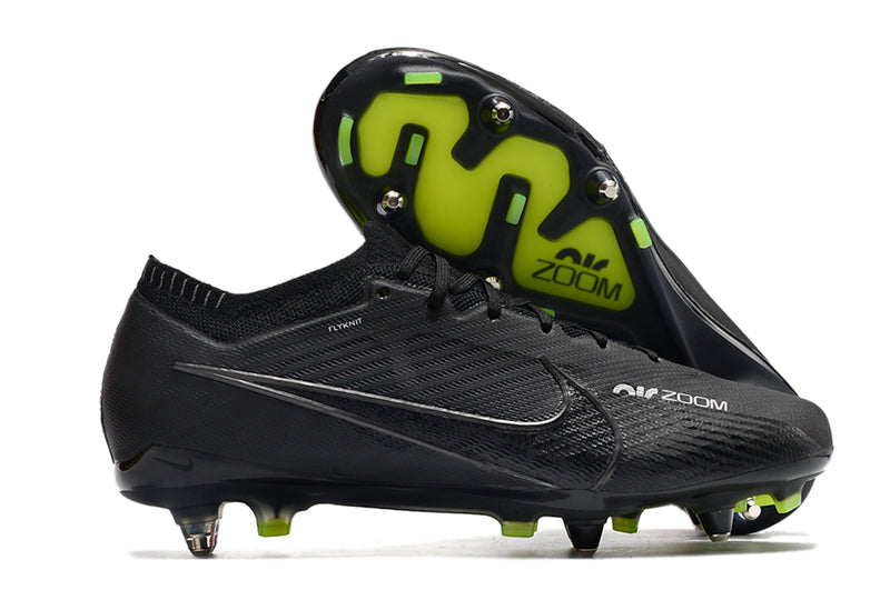 CHUTEIRA NIKE MERCURIAL VAPOR 15 TRAVA MISTA (fixa)