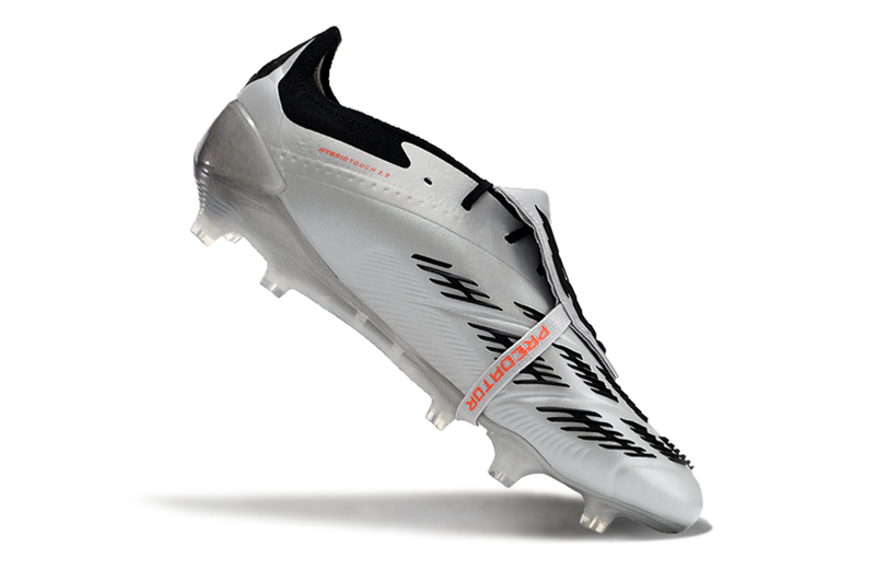 CHUTEIRA ADIDAS PREDATOR 30 CAMPO