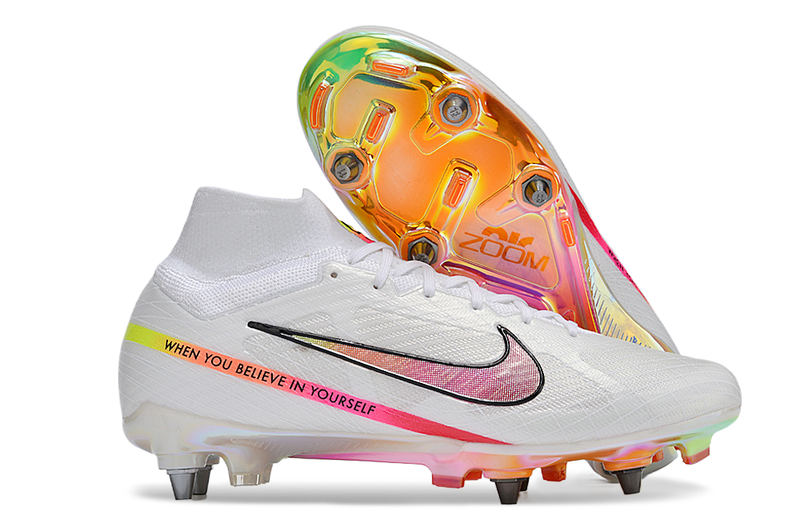 CHUTEIRA NIKE MERCURIAL SUPERFLY 9 TRAVA MISTA (removível)