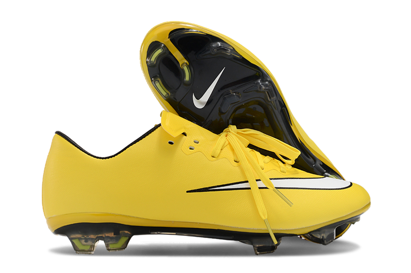 CHUTEIRA NIKE MERCURIAL VAPOR 10 ELITE CAMPO