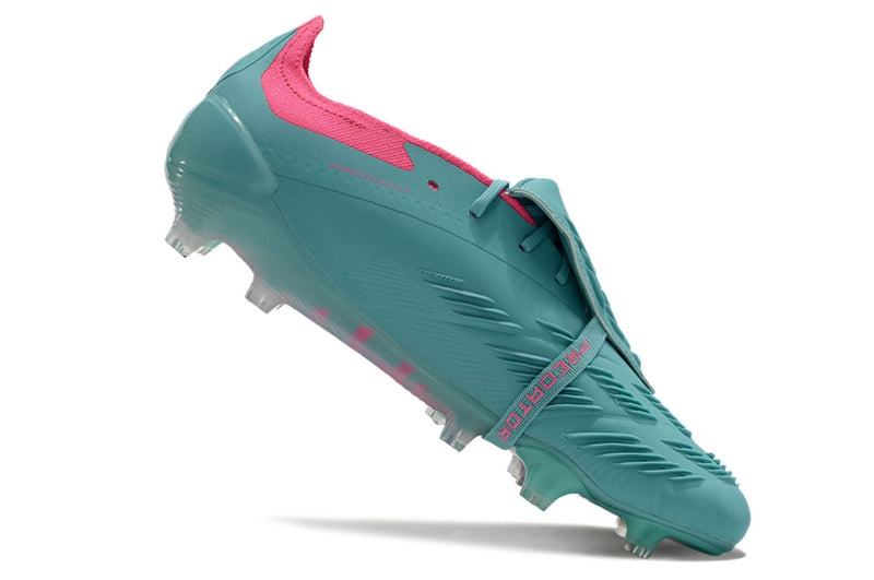 CHUTEIRA ADIDAS PREDATOR 30 CAMPO