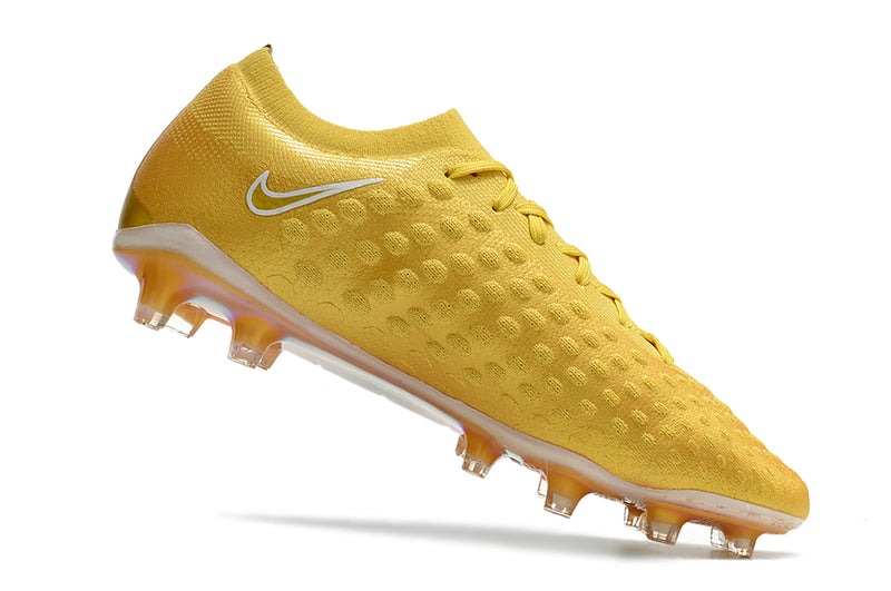 CHUTEIRA NIKE PHANTOM ULTRAVENOM ELITE CAMPO