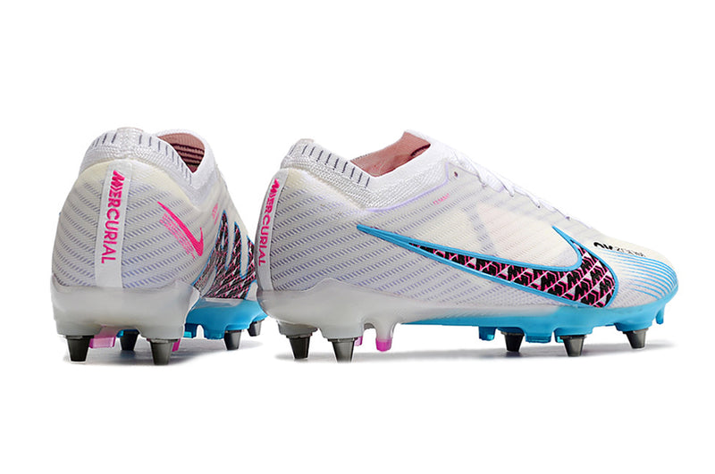 'CHUTEIRA NIKE MERCURIAL VAPOR 15 TRAVA MISTA (removível)