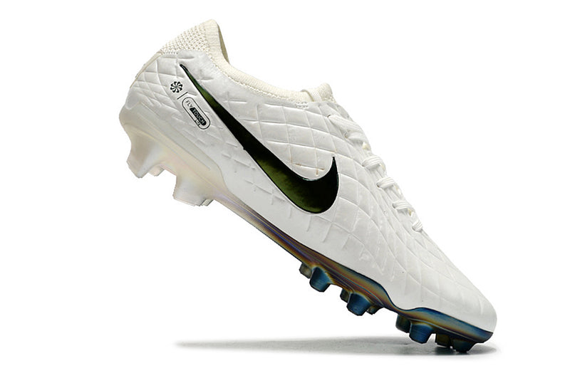 CHUTEIRA NIKE TIEMPO LEGEND 10 ELITE CAMPO