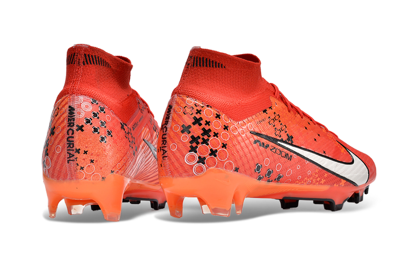 CHUTEIRA NIKE MERCURIAL SUPERFLY 9 ELITE CAMPO