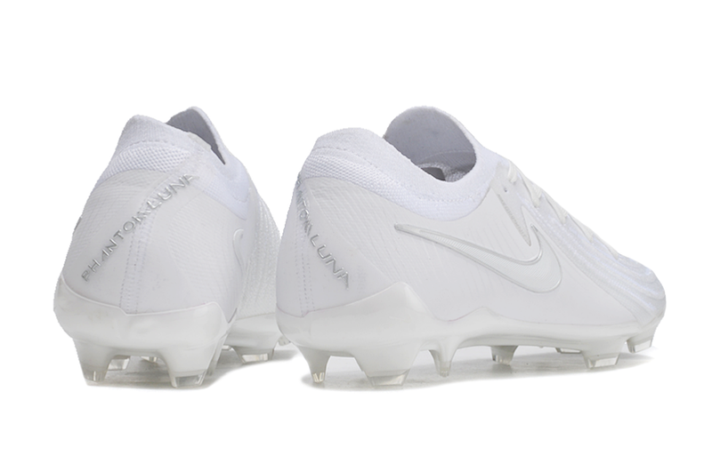 CHUTEIRA NIKE PHANTOM GX2 ELITE CAMPO