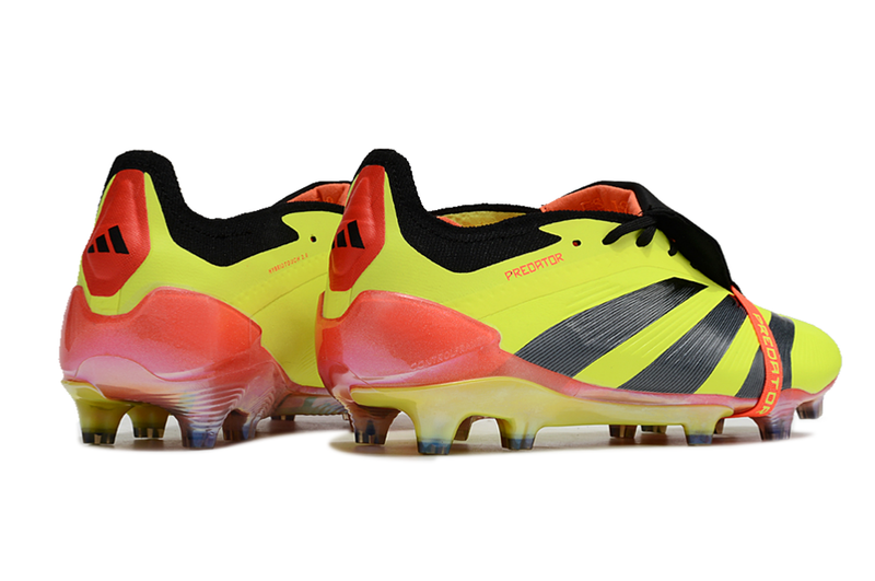 CHUTEIRA ADIDAS PREDATOR 30 CAMPO