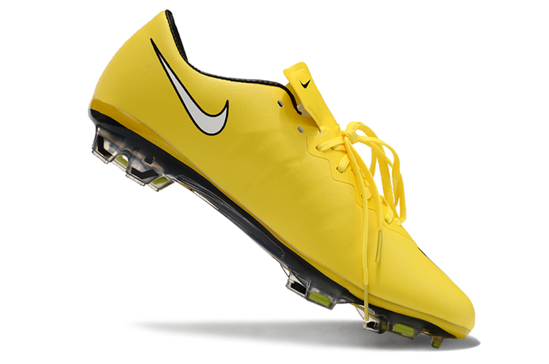 CHUTEIRA NIKE MERCURIAL VAPOR 10 ELITE CAMPO