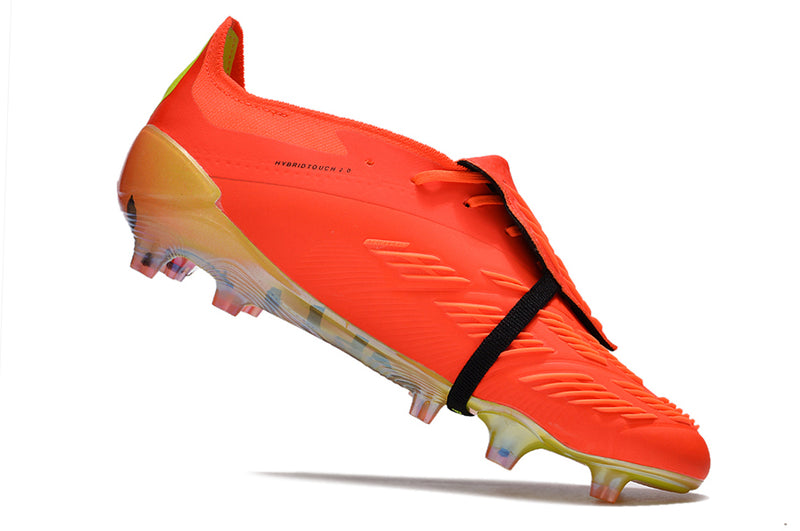 CHUTEIRA ADIDAS PREDATOR 30 CAMPO