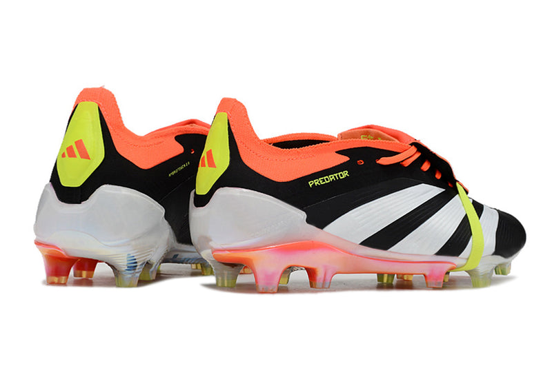 CHUTEIRA ADIDAS PREDATOR 30 CAMPO