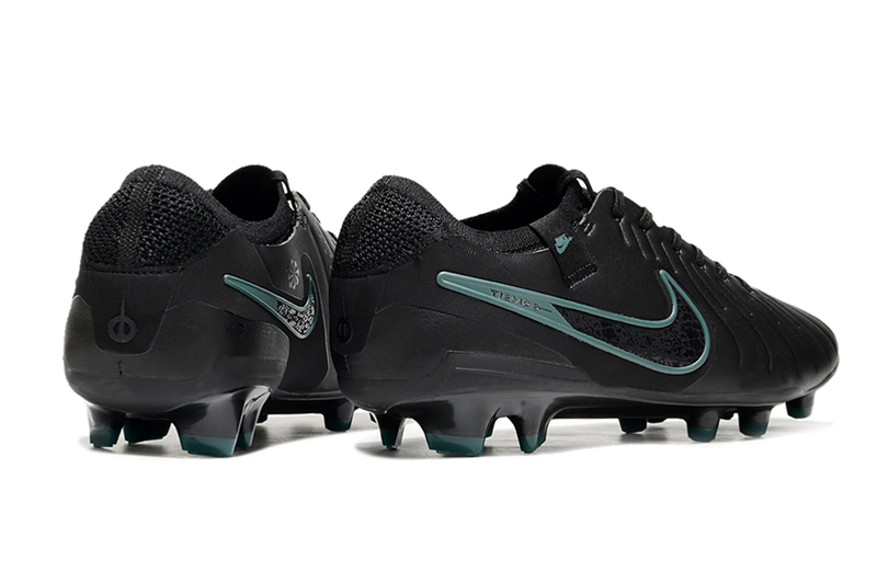 CHUTEIRA NIKE TIEMPO LEGEND 10 ELITE CAMPO