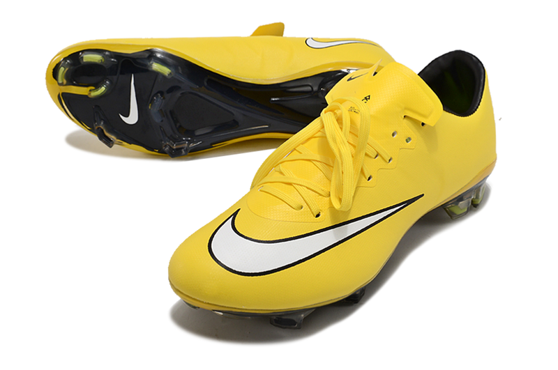 CHUTEIRA NIKE MERCURIAL VAPOR 10 ELITE CAMPO