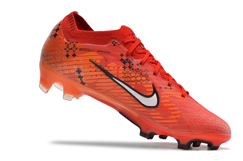 CHUTEIRA NIKE MERCURIAL VAPOR 15 ELITE CAMPO