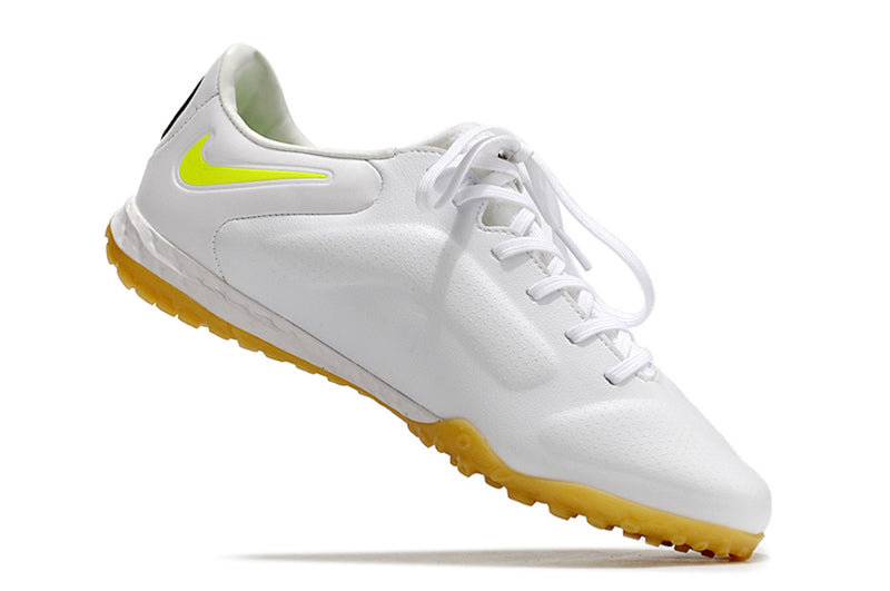 CHUTEIRA NIKE TIEMPO LEGEND 9 SOCIETY